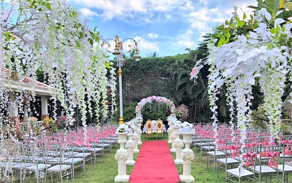 Davao Roseville Christmas Mansion| Davao del Sur Garden Wedding | Davao del Sur Garden Wedding Reception Venues | Kasal.com - The Philippine Wedding Planning Guide
