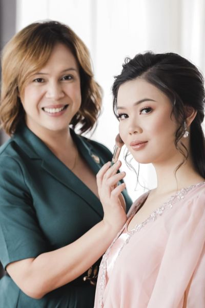 MakeupByBerta| Negros Occidental Bridal Hair & Make-up Salons | Negros Occidental Bridal Hair & Make-up Artists | Kasal.com - The Philippine Wedding Planning Guide