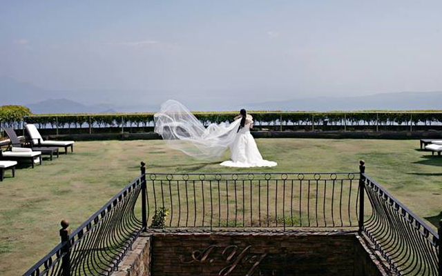 Romantic Destination Photos for Your Wedding