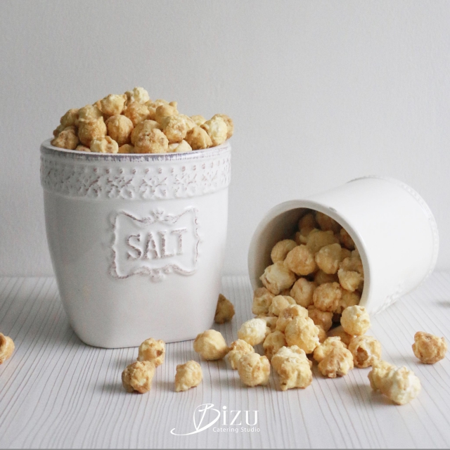 parmesan popcorn bizu catering studio