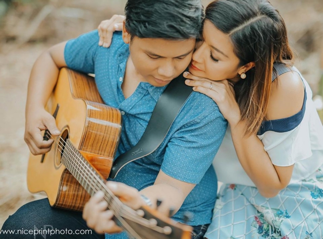 kara david lm cancio outdoor prenup shoot