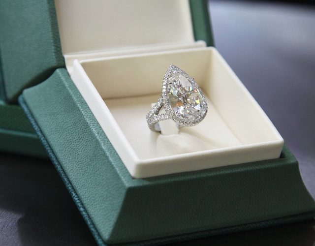 paris hilton engagement ring greenandco