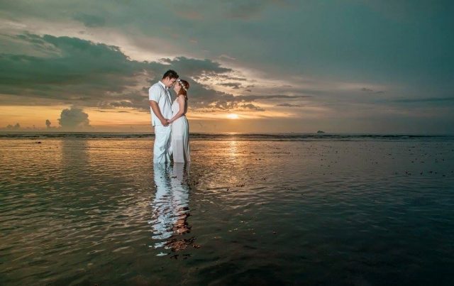 Ideas for Your Beach Prenup Shoot - Kasal.com - The Essential ...