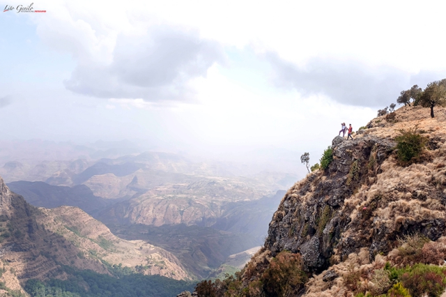 coleen and billy in ethiopia with smart shot studio