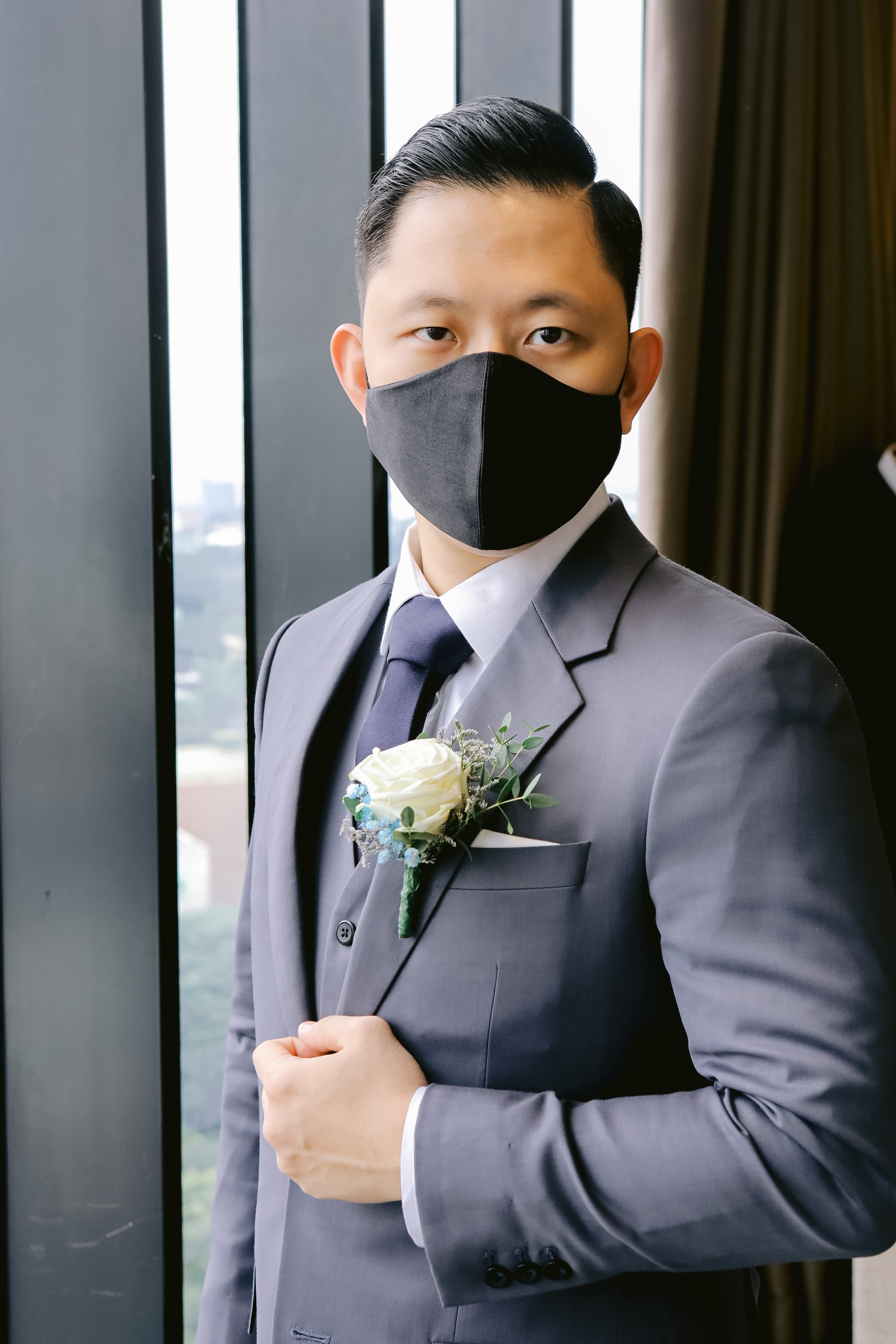 The Careful Groom. Captured by Smart Shot Studio. 